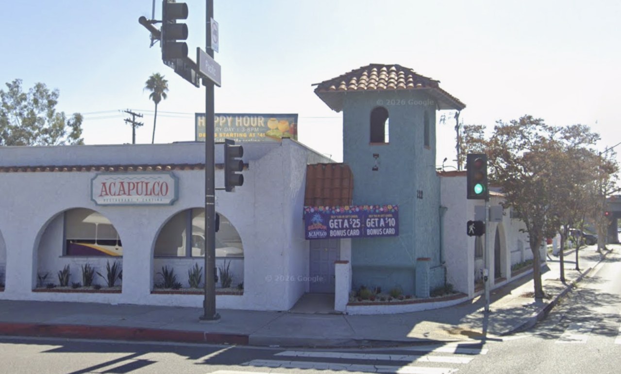 Acapulco Restaurant y Cantina exterior at 722 Pacific Avenue, Glendale