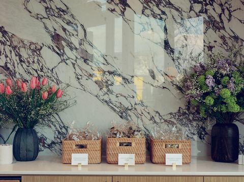 Fleurs et Sel — West Adams